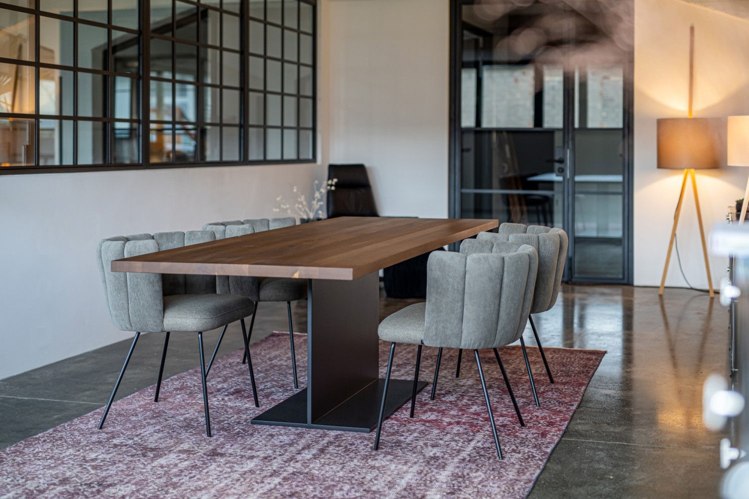 Grey Gaia chairs KFF at T_Table with walnut top ASCO