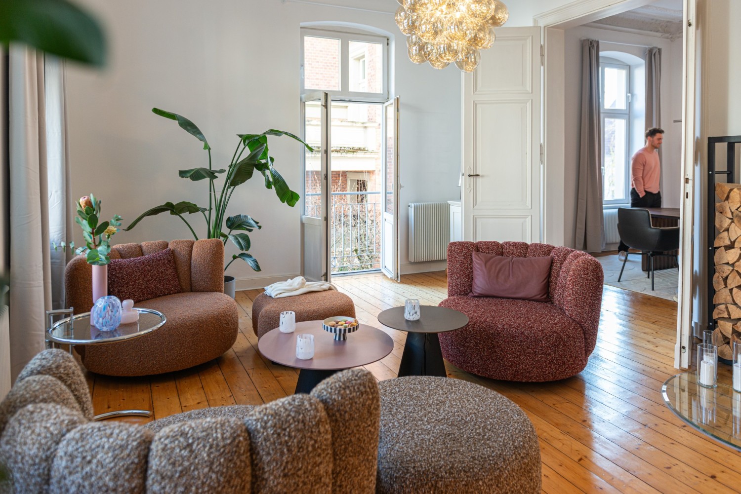 3 KFF GAIA DIVANO LOUNGE mit Ottomane mit ASCO Ivy Beistelltisch