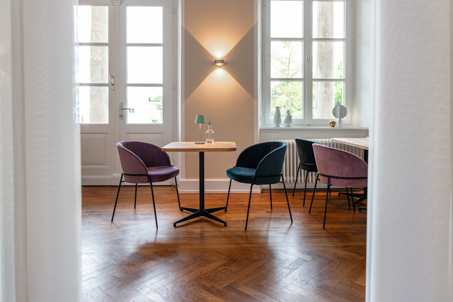 Cross ASCO bistro table with KFF Lunar Light chair in velvet