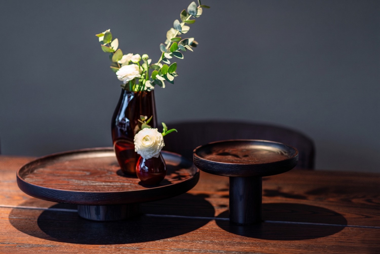 Forte Tisch mit Schalenelementen ASCO in Nussbaum